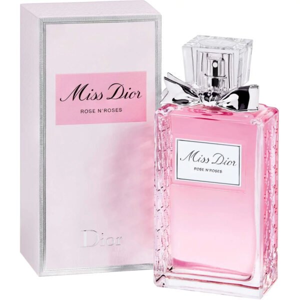 Rose N' Roses Perfume
